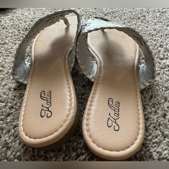 Katliu Women’s Sandals - Picture 3 of 3